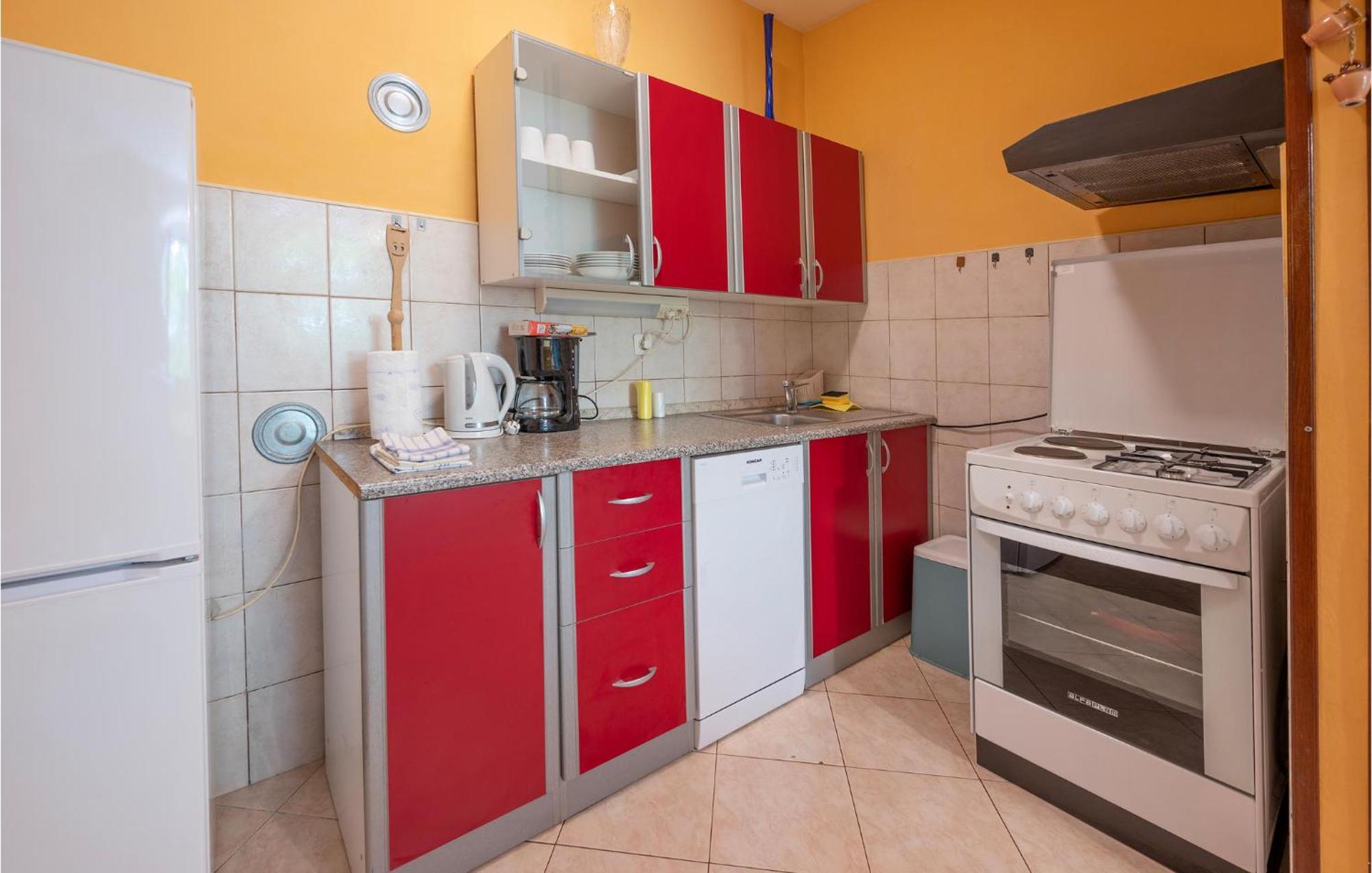 Cozy Apartment In Fazana With Kitchen Dış mekan fotoğraf